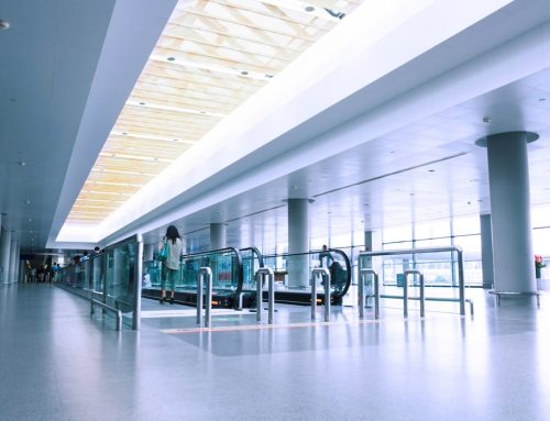 Scale mobili negli aeroporti: tecnologia e sicurezza